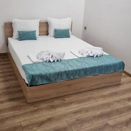 пиргос Burgas City