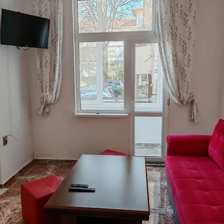 пиргос 3* Burgas City